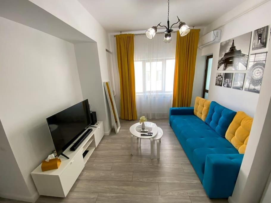 Cozy Central Apartment With 2 Rooms Bucureşti Ngoại thất bức ảnh